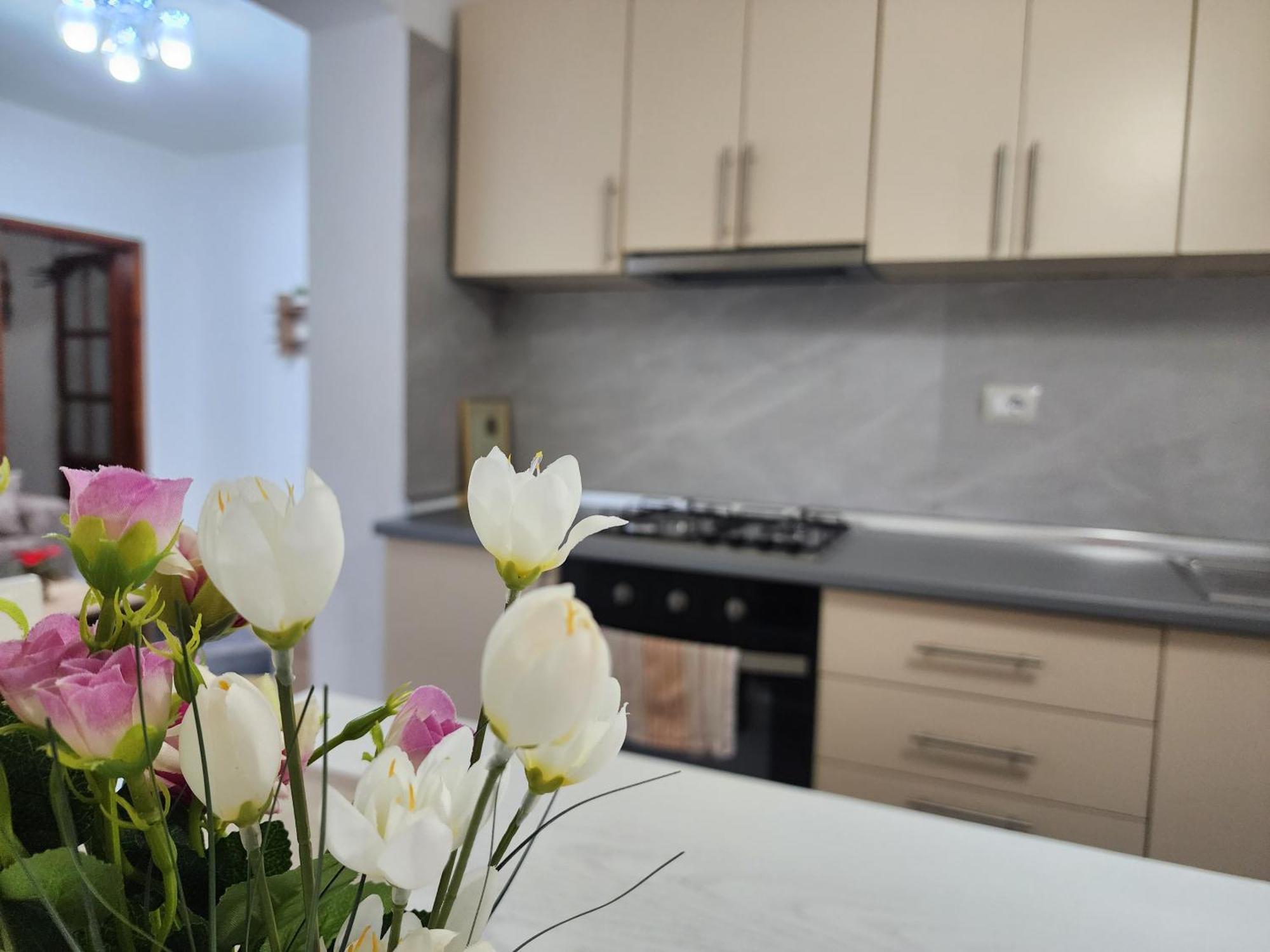 Eden Guesthouse Dıraç Dış mekan fotoğraf
