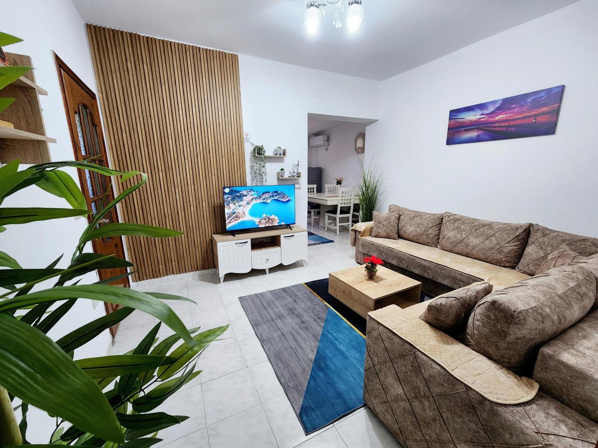 Eden Guesthouse Dıraç Dış mekan fotoğraf